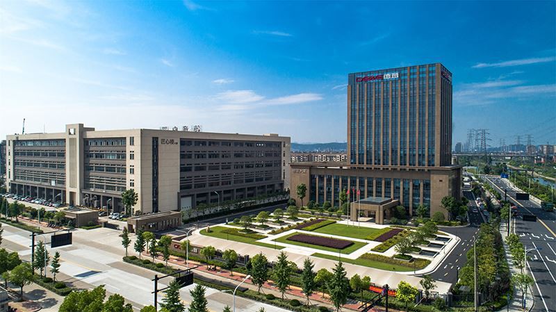 DE&E group