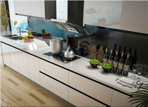 Armoire de cuisine laquée haute brillance